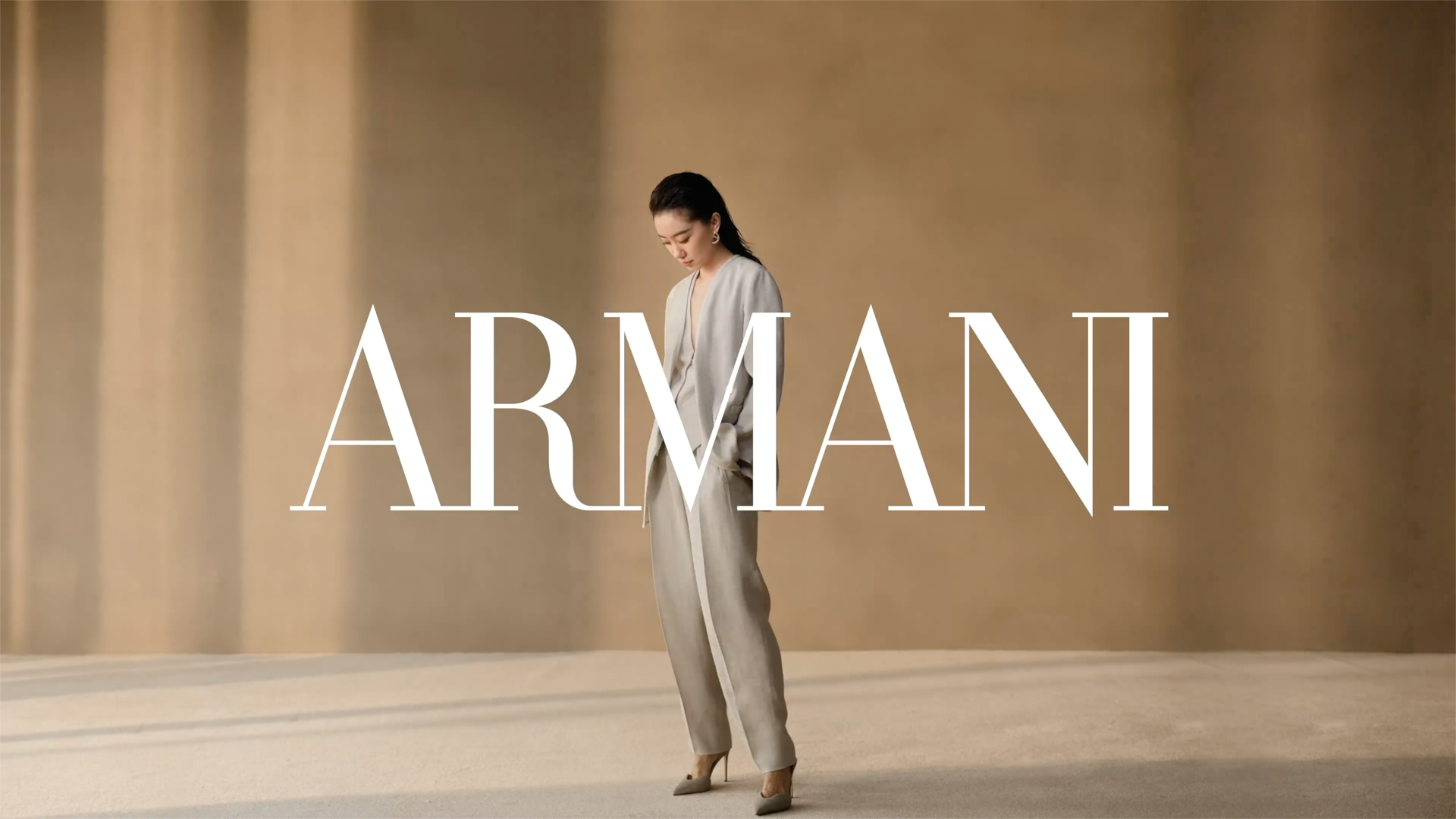 Armani Beauty パワー ファブリック コンパクト × チャン・シャオフェイ CM映像